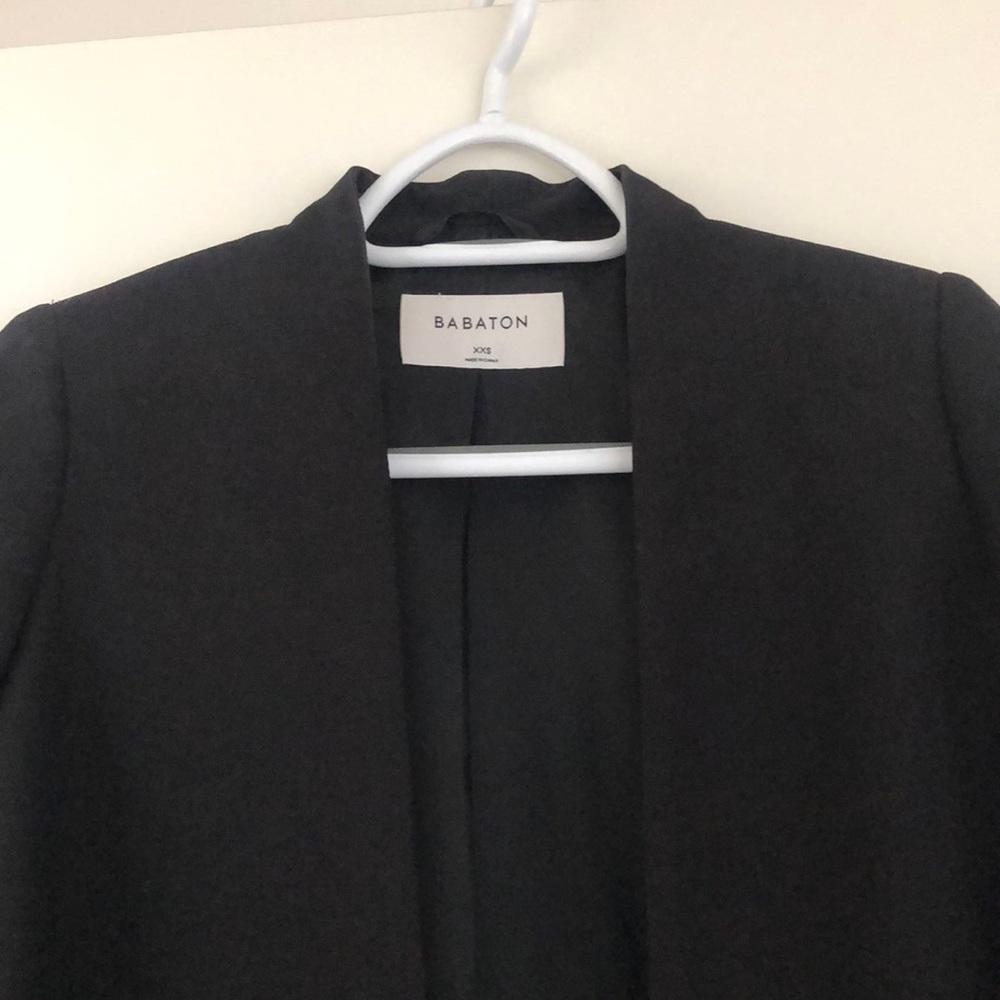 Arizia light jacket size xxs like new